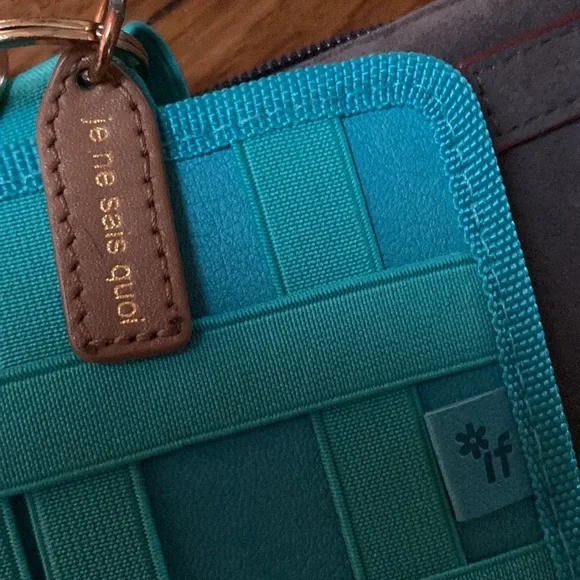 Three Wallets - Picture 7 of 9